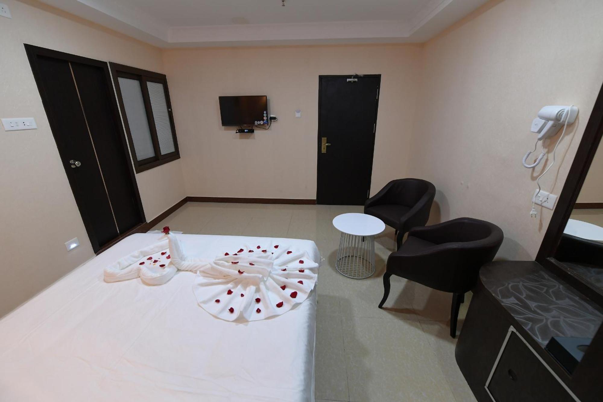 Coastal Grand Hotel Sampath Tiruchirappalli Esterno foto